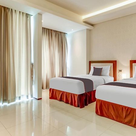 Collection O Legian Near Pantai Kuta Formerly Premium Legian 外观 照片